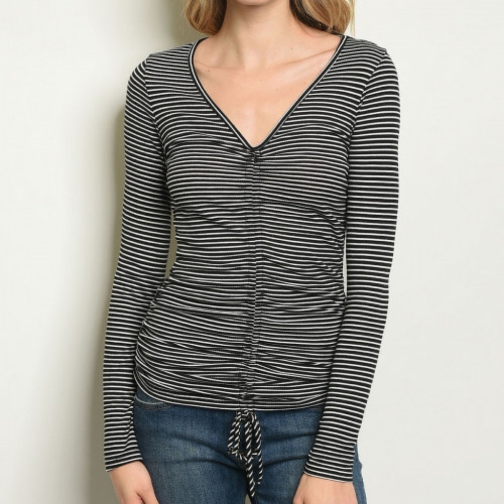 New Junior's Boutique Black/white striped top